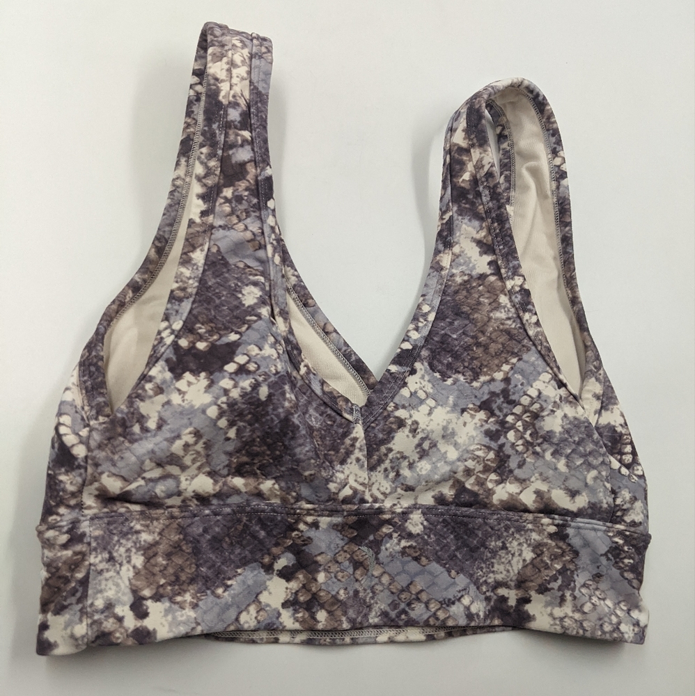 Jessica Simpson Python Print Keyhole High Impact … - image 8